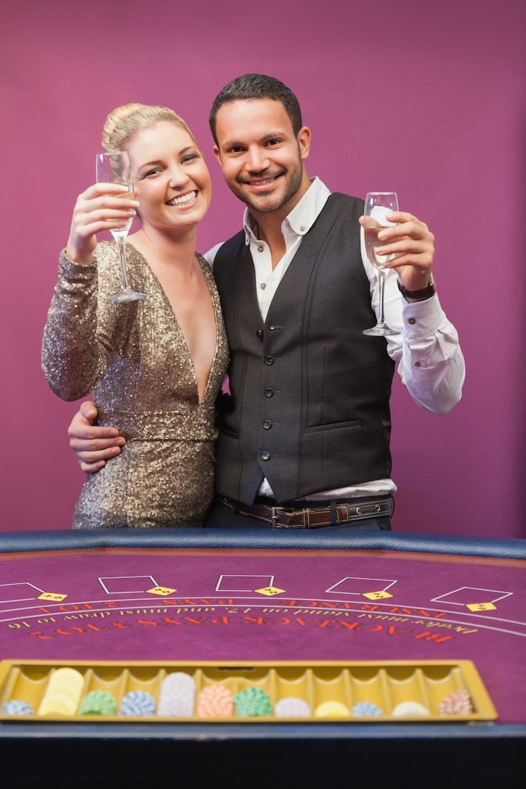 Tampilan kategori game sepak bola, casino, slots dan virtual sports di platform puas69 yang responsif dan stylish